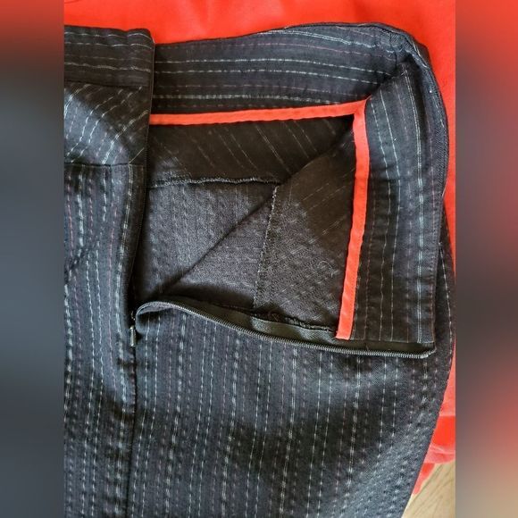 Bundle 3/$30 w/$9.99 shipping - Picture 10 of 15